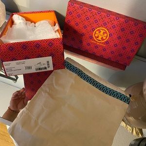 Tory Burch box & dust bag